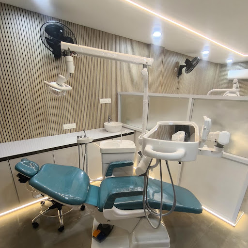 align R Dental Clinic and Orthodontic center